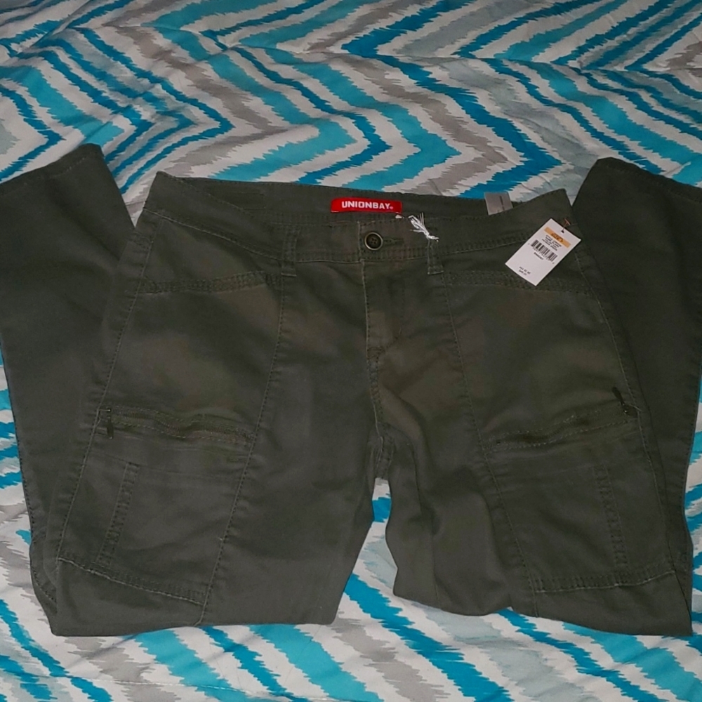 ***JUNIORS***Unionbay utility jeans 👖